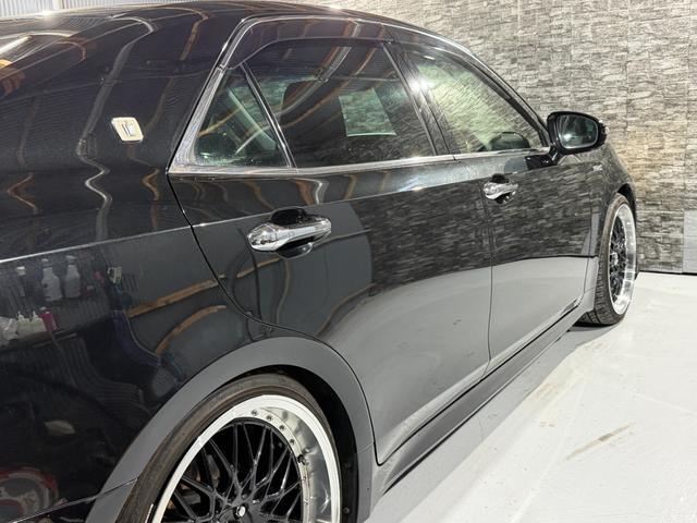 クラウンハイブリッド アスリートS 全国1年保証/後期型/AIMGAINエアロ/AME20インチAW/TEIN車高調/LEDライト/コンビハンドル/黒革調シートカバー/シートヒーター/Bluetooth/バックカメラ/レーダークルーズ(21枚目)