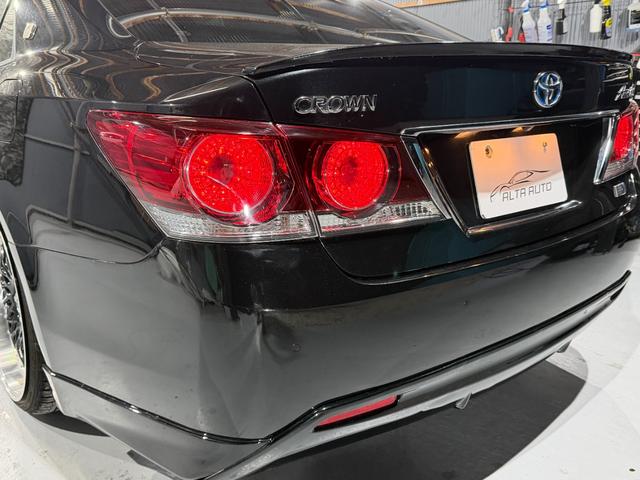 クラウンハイブリッド アスリートS 全国1年保証/後期型/AIMGAINエアロ/AME20インチAW/TEIN車高調/LEDライト/コンビハンドル/黒革調シートカバー/シートヒーター/Bluetooth/バックカメラ/レーダークルーズ(23枚目)