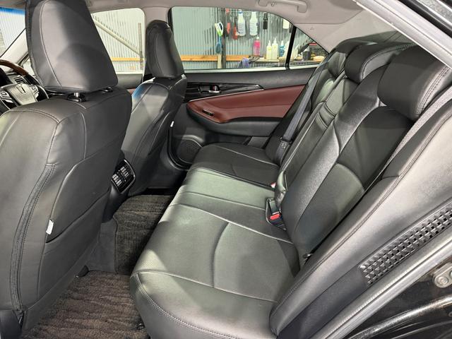 クラウンハイブリッド アスリートS 全国1年保証/後期型/AIMGAINエアロ/AME20インチAW/TEIN車高調/LEDライト/コンビハンドル/黒革調シートカバー/シートヒーター/Bluetooth/バックカメラ/レーダークルーズ(45枚目)