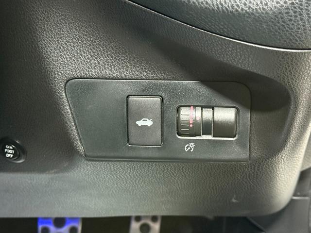 ８６ ＧＴリミテッド　全国１年走行無制限保証／フルエアロ／リアスポイラー／ＥＸＰＲＥＭＥ　チタンマフラー／１７インチアルミ／ハーフレザー／シートヒーター／ディスプレイオーディオ／Ｂｌｕｅｔｏｏｔｈ／バックカメラ／ＥＴＣ／（29枚目）