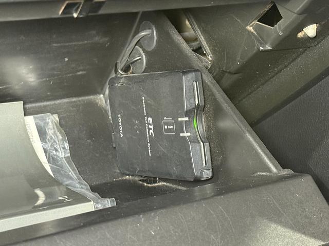 ８６ ＧＴリミテッド　全国１年走行無制限保証／フルエアロ／リアスポイラー／ＥＸＰＲＥＭＥ　チタンマフラー／１７インチアルミ／ハーフレザー／シートヒーター／ディスプレイオーディオ／Ｂｌｕｅｔｏｏｔｈ／バックカメラ／ＥＴＣ／（39枚目）