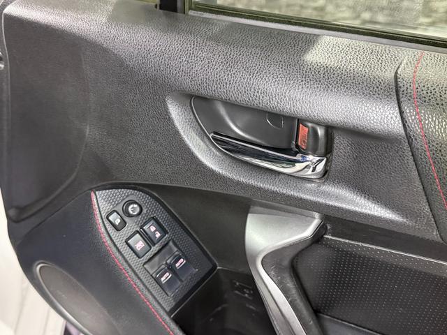 ８６ ＧＴリミテッド　全国１年走行無制限保証／フルエアロ／リアスポイラー／ＥＸＰＲＥＭＥ　チタンマフラー／１７インチアルミ／ハーフレザー／シートヒーター／ディスプレイオーディオ／Ｂｌｕｅｔｏｏｔｈ／バックカメラ／ＥＴＣ／（47枚目）