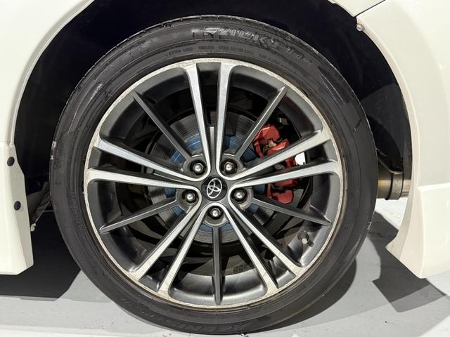８６ ＧＴリミテッド　全国１年走行無制限保証／フルエアロ／リアスポイラー／ＥＸＰＲＥＭＥ　チタンマフラー／１７インチアルミ／ハーフレザー／シートヒーター／ディスプレイオーディオ／Ｂｌｕｅｔｏｏｔｈ／バックカメラ／ＥＴＣ／（53枚目）