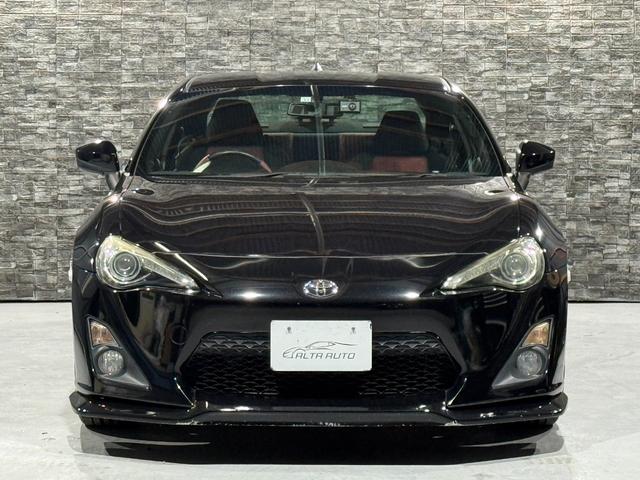 86 GT 全国1年保証/フルエアロ/柿本改マフラー/リアスポイラー/17インチAW/パドルシフト/純正HDDナビ/Bluetooth/フルセグ/バックカメラ/前後ドラレコ(4枚目)