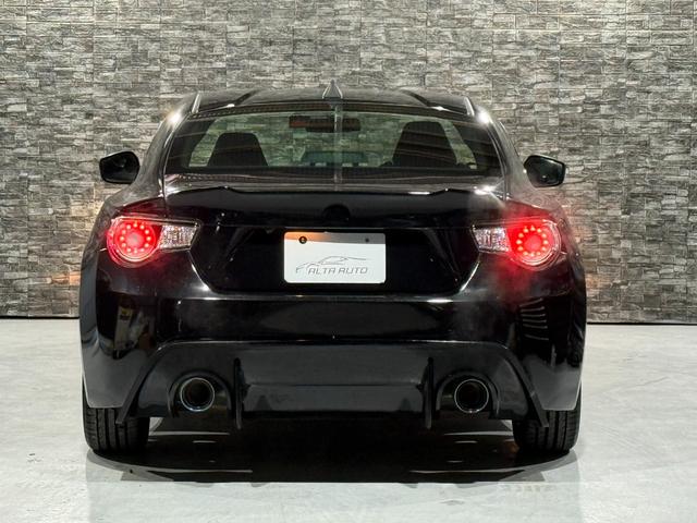 86 GT 全国1年保証/フルエアロ/柿本改マフラー/リアスポイラー/17インチAW/パドルシフト/純正HDDナビ/Bluetooth/フルセグ/バックカメラ/前後ドラレコ(5枚目)