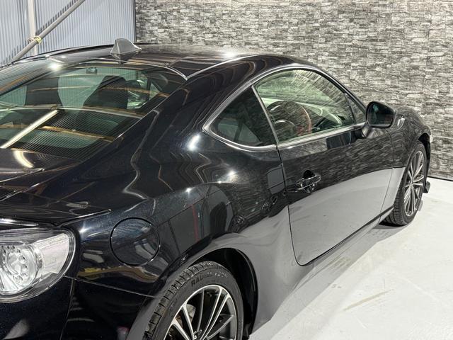 86 GT 全国1年保証/フルエアロ/柿本改マフラー/リアスポイラー/17インチAW/パドルシフト/純正HDDナビ/Bluetooth/フルセグ/バックカメラ/前後ドラレコ(19枚目)