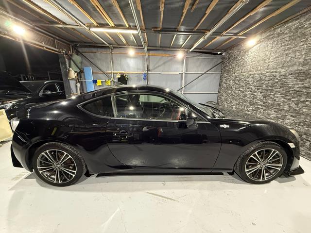 86 GT 全国1年保証/フルエアロ/柿本改マフラー/リアスポイラー/17インチAW/パドルシフト/純正HDDナビ/Bluetooth/フルセグ/バックカメラ/前後ドラレコ(24枚目)