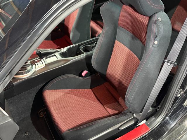 86 GT 全国1年保証/フルエアロ/柿本改マフラー/リアスポイラー/17インチAW/パドルシフト/純正HDDナビ/Bluetooth/フルセグ/バックカメラ/前後ドラレコ(40枚目)