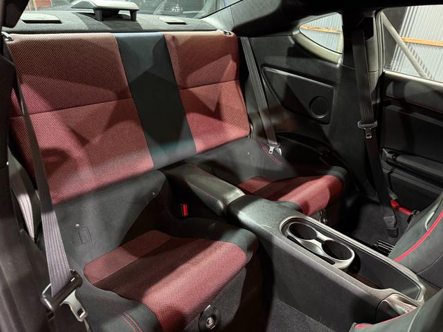 86 GT 全国1年保証/フルエアロ/柿本改マフラー/リアスポイラー/17インチAW/パドルシフト/純正HDDナビ/Bluetooth/フルセグ/バックカメラ/前後ドラレコ(44枚目)