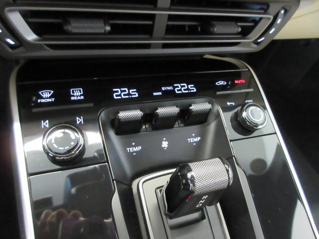 ９１１ ９１１ターボＳ　２０／２１インチ９１１ＴｕｒｂｏＳホイール　Ｂｕｒｍｅｓｔｅｒ　フロントリフト　ＬＥＤマトリックスヘッドライト　ＡＣＣ　トラフィックジャムアシスト　シートベンチレーション　ライトデザイン　パッケージ（42枚目）