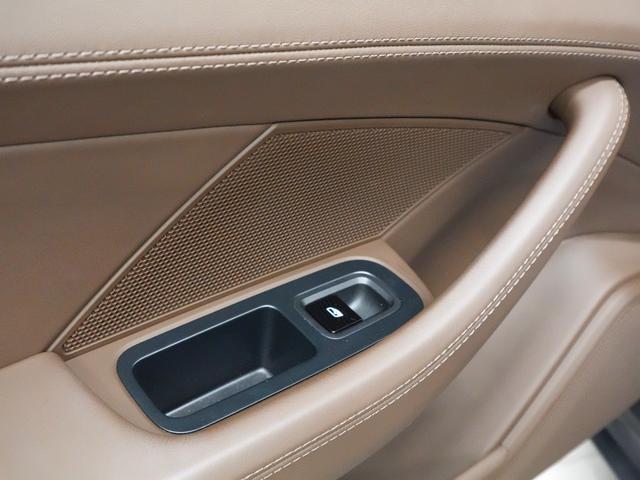 パナメーラ 4 ソフトクローズドア BOSEサラウンド 4ゾーンエアコン 前後シートヒーター コンフォートアクセス LEDヘッドライト ACC エアサス 20インチ サラウンドビューカメラ ダークウォールナット(19枚目)