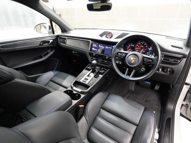 マカン マカンGTS スポーツクロノ スポーツエグゾースト エアサス PTV+ パノラマルーフ ブラックレザー シートベンチレーション&ヒーター ヒーター付きステアリング 18Way電動シート レーンキーピングアシスト(4枚目)