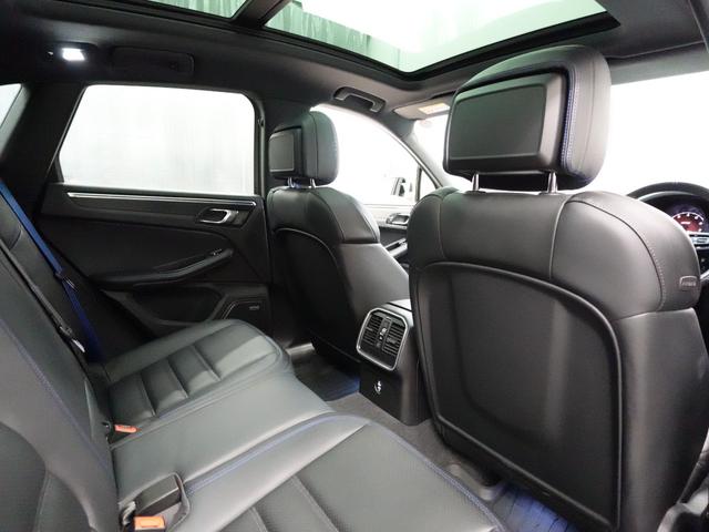 マカン マカンGTS スポーツクロノ スポーツエグゾースト エアサス PTV+ パノラマルーフ ブラックレザー シートベンチレーション&ヒーター ヒーター付きステアリング 18Way電動シート レーンキーピングアシスト(14枚目)