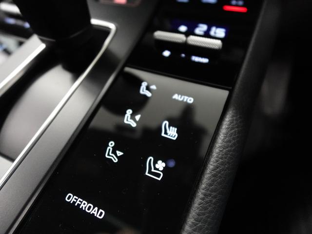 マカン マカンGTS スポーツクロノ スポーツエグゾースト エアサス PTV+ パノラマルーフ ブラックレザー シートベンチレーション&ヒーター ヒーター付きステアリング 18Way電動シート レーンキーピングアシスト(40枚目)
