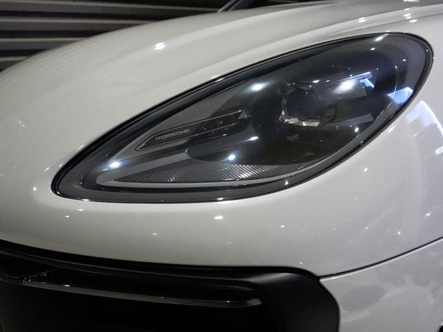 マカン マカンGTS スポーツクロノ スポーツエグゾースト エアサス PTV+ パノラマルーフ ブラックレザー シートベンチレーション&ヒーター ヒーター付きステアリング 18Way電動シート レーンキーピングアシスト(72枚目)