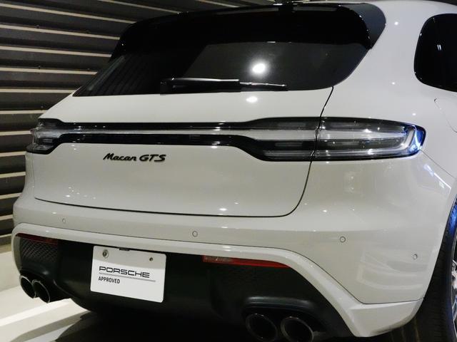 マカン マカンGTS スポーツクロノ スポーツエグゾースト エアサス PTV+ パノラマルーフ ブラックレザー シートベンチレーション&ヒーター ヒーター付きステアリング 18Way電動シート レーンキーピングアシスト(74枚目)