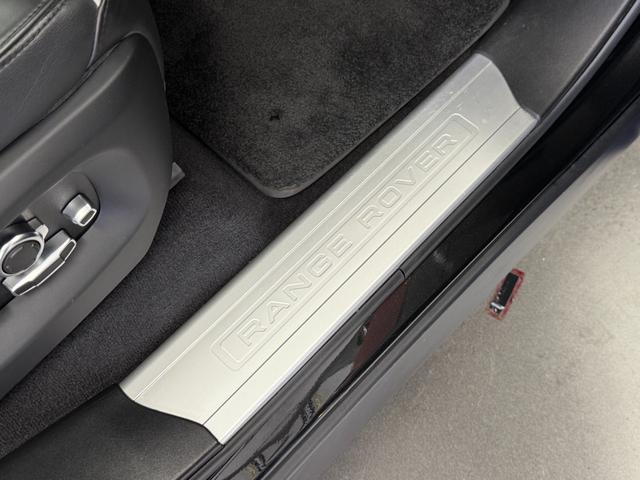 LAND ROVER RANGE ROVER SPORT SVR