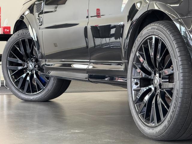 LAND ROVER RANGE ROVER SPORT SVR