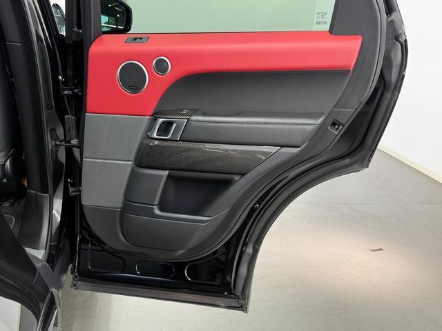 LAND ROVER RANGE ROVER SPORT SVR