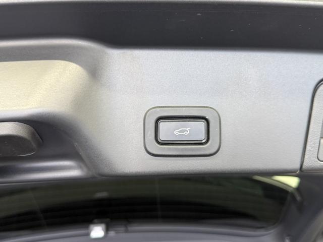 LAND ROVER RANGE ROVER EVOQUE FIRST EDITION