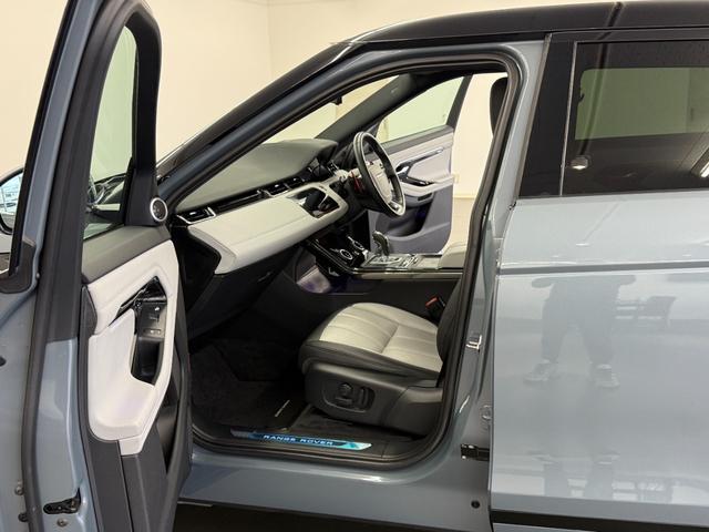 LAND ROVER RANGE ROVER EVOQUE FIRST EDITION