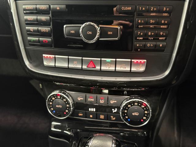 Ｇクラス Ｇ３５０ｄ　ラグジュアリーＰＫＧ　後期型　ＳＲ　黒革　全席シートヒーター　純ＨＤＤナビ　地デジ　ｈａｒｍａｎ／ｋａｒｄｏｎサウンド　バックカメラ　パークトロニックセンサー　ディストロニックプラス＆ブラインドスポット　ＡＭＧ２０インチＡＷ　禁煙（15枚目）