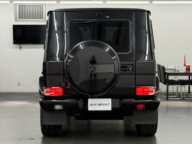 Ｇクラス Ｇ３５０ｄ　ラグジュアリーＰＫＧ　後期型　ＳＲ　黒革　全席シートヒーター　純ＨＤＤナビ　地デジ　ｈａｒｍａｎ／ｋａｒｄｏｎサウンド　バックカメラ　パークトロニックセンサー　ディストロニックプラス＆ブラインドスポット　ＡＭＧ２０インチＡＷ　禁煙（46枚目）