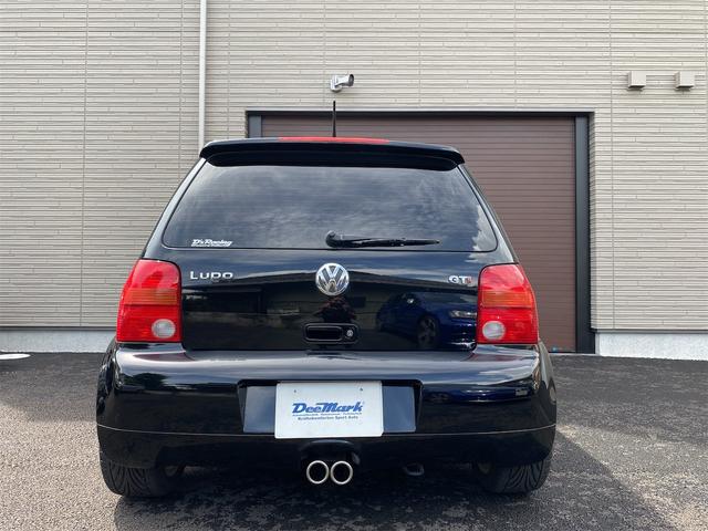 ＧＴＩ　ＨＩＤ　６速マニュアル　ＥＴＣ　１５インチアルミホイール　オーディオ　ＭＤ　ドライブレコーダー　キーレス　右ハンドル　正規輸入車(3枚目)