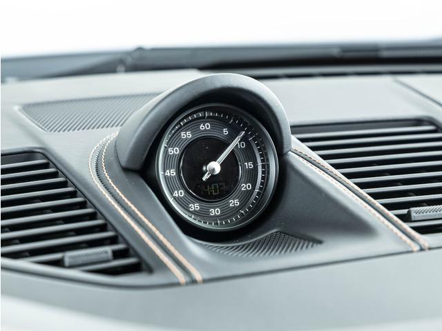 911 911カレラGTS ツートーンクラブレザーインテリア(10枚目)