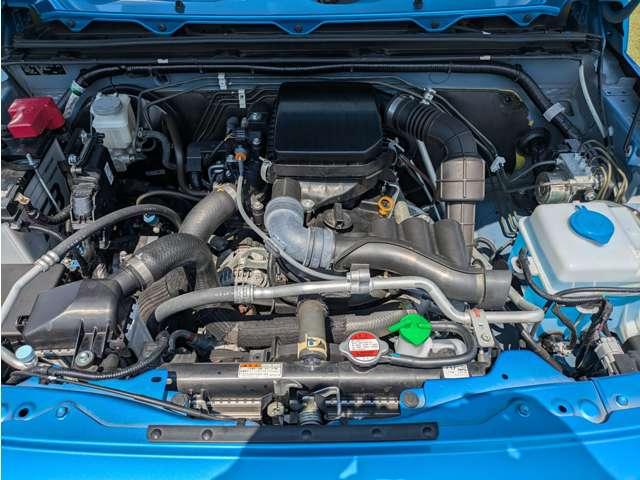 ジムニー XC ロッソモデロマフラー PIBOT製スロットルコントローラー ケンウッドメモリーナビ(KXM-E505W2) ドライブレコーダー バックカメラ クルーズコントロール ETC シートヒーター 保証書 取説(16枚目)