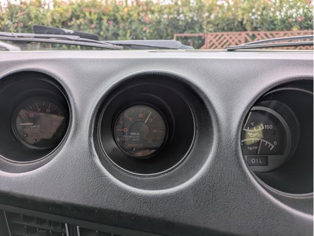 フェアレディZ S130 2by2 ツインターボ L28改 5MT 社外マフラー ブリッツ車高調 前後GTRブレンボ 社外シート 社外ディスクローター ブーストメーター インタークーラー オイルクーラー(35枚目)