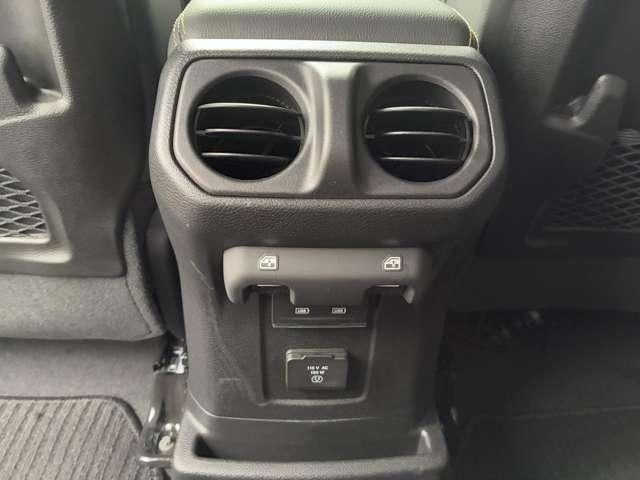 ジープ・ラングラーアンリミテッド サハラ 認定中古車 4WD ACC フリップトップサンライダー付き車両 ETC2.0 サイドステップ オールテレインタイヤ 純正ホイール 18インチ ナビ12.3インチ パワーシート(23枚目)