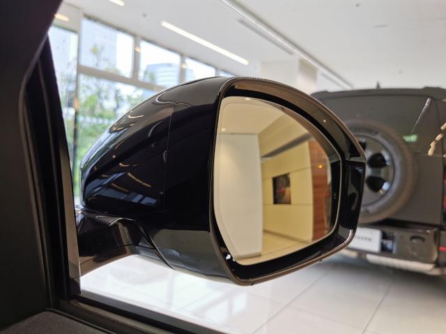 レンジローバーイヴォーク ダイナミック　ＨＳＥ　Ｐ２５０　１オーナー　黒革シート　サンルーフ　フロントシートヒーター＆クーラー、リアシートヒーター　ＭＥＲＩＤＩＡＮ　クリアサイトインテリアリアビューミラー　ワイヤレスデバイスチャージング　ＡＣＣ（17枚目）