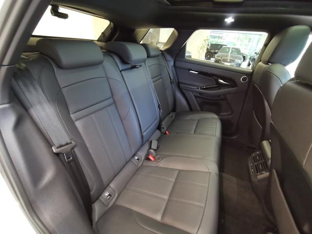 レンジローバーイヴォーク ダイナミック　ＨＳＥ　Ｐ２５０　１オーナー　黒革シート　サンルーフ　フロントシートヒーター＆クーラー、リアシートヒーター　ＭＥＲＩＤＩＡＮ　クリアサイトインテリアリアビューミラー　ワイヤレスデバイスチャージング　ＡＣＣ（33枚目）