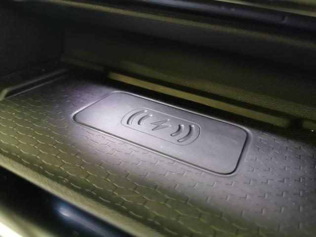 Fペイス R-ダイナミック SE P250 禁煙車 1オ-ナ- 黒革 SR シートH MERIDIAN 21インチAW プレミアムLEDヘッドライト ブラックエクステリアパック ワイヤレスデバイスチャージング ステアヒーター(3枚目)