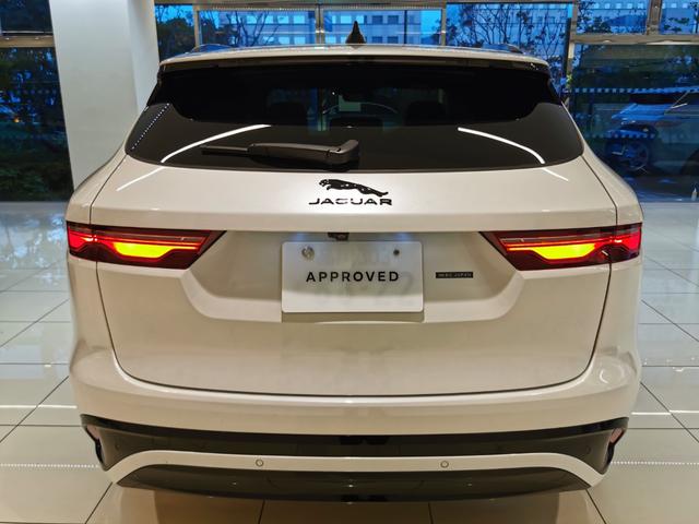 Fペイス R-ダイナミック SE P250 禁煙車 1オ-ナ- 黒革 SR シートH MERIDIAN 21インチAW プレミアムLEDヘッドライト ブラックエクステリアパック ワイヤレスデバイスチャージング ステアヒーター(24枚目)