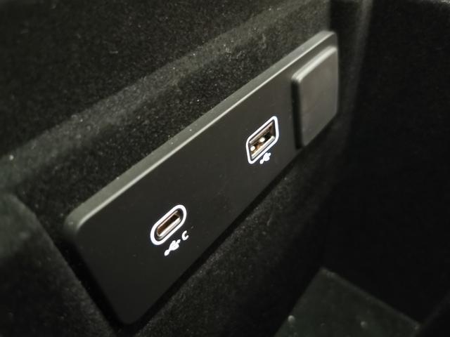 Fペイス R-ダイナミック SE P250 禁煙車 1オ-ナ- 黒革 SR シートH MERIDIAN 21インチAW プレミアムLEDヘッドライト ブラックエクステリアパック ワイヤレスデバイスチャージング ステアヒーター(49枚目)