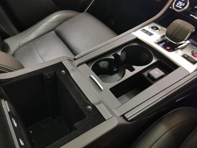 Fペイス R-ダイナミック SE P250 禁煙車 1オ-ナ- 黒革 SR シートH MERIDIAN 21インチAW プレミアムLEDヘッドライト ブラックエクステリアパック ワイヤレスデバイスチャージング ステアヒーター(56枚目)