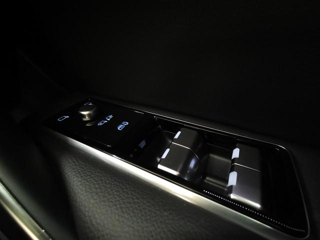 Fペイス R-ダイナミック SE P250 禁煙車 1オ-ナ- 黒革 SR シートH MERIDIAN 21インチAW プレミアムLEDヘッドライト ブラックエクステリアパック ワイヤレスデバイスチャージング ステアヒーター(58枚目)