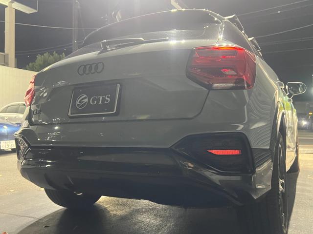 Q2 TDIブラックスタイルプラス 200台限定 ディーラー車 ブラックレザー 専用ボディカラー 専用18AW 純正ナビ マトリクスLED フルセグ対応 バーチャルコックピット パワーゲート ドラレコ 純正ルーフボックス ワイヤレス充電(27枚目)