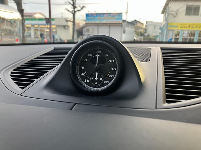 マカン マカンT スポーツクロノPKG ディーラー車 右ハンドル ブラックハーフレザー 純正ナビ RSスパイダー21AW パワステプラス エントリー&ドライブ レーンキープ スポーツステアリング ドラレコ LEDライト(15枚目)