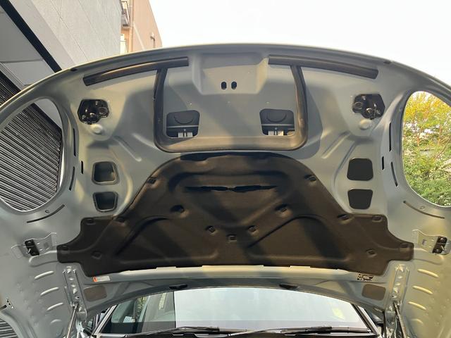 マカン マカンT スポーツクロノPKG ディーラー車 右ハンドル ブラックハーフレザー 純正ナビ RSスパイダー21AW パワステプラス エントリー&ドライブ レーンキープ スポーツステアリング ドラレコ LEDライト(18枚目)