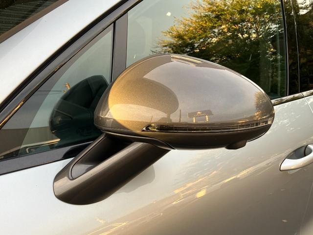 マカン マカンT スポーツクロノPKG ディーラー車 右ハンドル ブラックハーフレザー 純正ナビ RSスパイダー21AW パワステプラス エントリー&ドライブ レーンキープ スポーツステアリング ドラレコ LEDライト(22枚目)