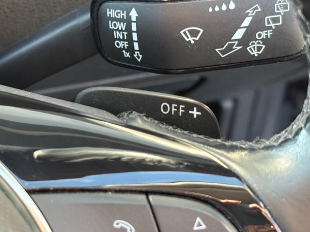 ゴルフヴァリアント ＴＳＩコンフォートラインブルーモーションテクノロジー　ディーラー車　右ハンドル　ディスカバープロ　純正１６ＡＷ　フルセグ対応　アダプティブクルーズ　バックカメラ　スマートキー　電格ミラー　プッシュスタート　レーンキープ　パドルシフト　キセノン　ＥＴＣ（12枚目）