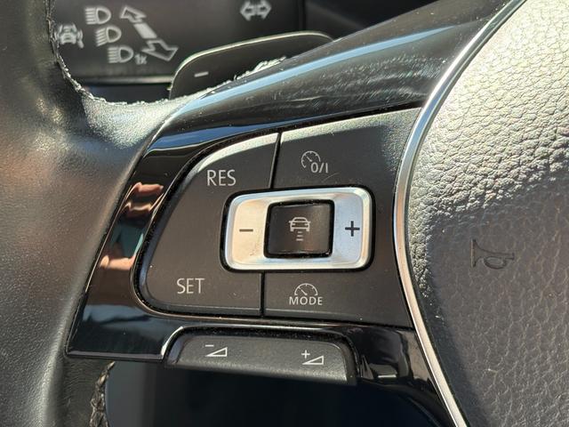 ゴルフヴァリアント ＴＳＩコンフォートラインブルーモーションテクノロジー　ディーラー車　右ハンドル　ディスカバープロ　純正１６ＡＷ　フルセグ対応　アダプティブクルーズ　バックカメラ　スマートキー　電格ミラー　プッシュスタート　レーンキープ　パドルシフト　キセノン　ＥＴＣ（13枚目）