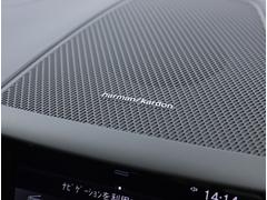 ６００Ｗ１４スピーカー　独自理論に基づく先進性の高い製品を開発し続けると共に、そのデザイン性への評価も高いオーデイオのハイブランド。６０年以上に渡るその音造りは「原音忠実再生」そのものです。 4