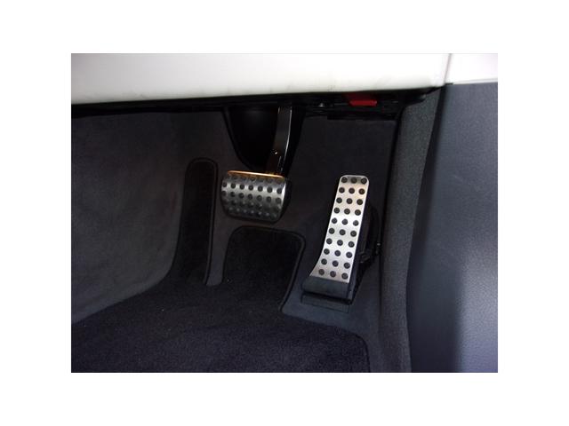 Ｓクラス Ｓ４５０ｄ　４マチック　ＡＭＧラインパッケージ　ベーシックパッケージ　ドライバーズパッケージ　レザーエクスクルーシブパッケージ　Ｂｌｕｅｔｏｏｔｈ接続　ＥＴＣ　ＬＥＤヘッドライト　ＴＶ　アイドリングストップ（9枚目）