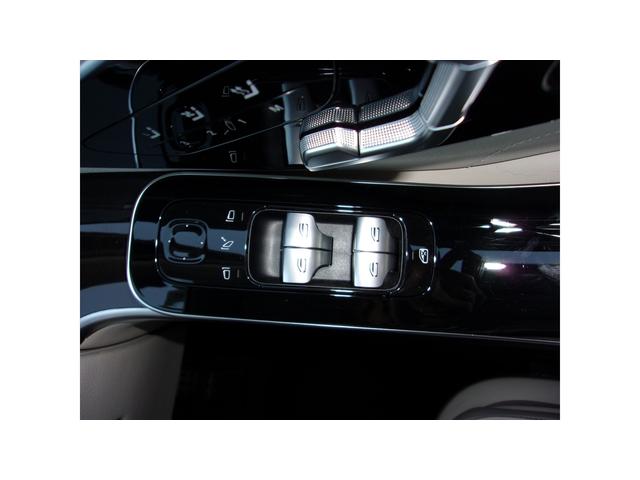 Ｓクラス Ｓ４５０ｄ　４マチック　ＡＭＧラインパッケージ　ベーシックパッケージ　ドライバーズパッケージ　レザーエクスクルーシブパッケージ　Ｂｌｕｅｔｏｏｔｈ接続　ＥＴＣ　ＬＥＤヘッドライト　ＴＶ　アイドリングストップ（22枚目）