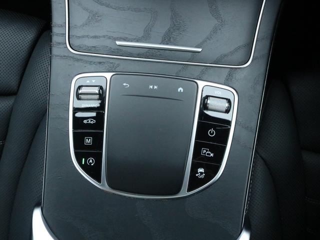 GLC GLC220d 4マチック AMGライン 後期型 パノラマR レザーEXC-PKG 黒革 シートヒーター&ベンチレーター MBUXナビ Burmester 全周カメラ&PTS HUD&RSP マルチビームLED コックピットD エアサス 純正19AW 禁煙(12枚目)