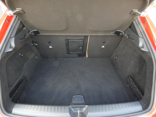 GLAクラス GLA250 4マチック オフロード レザーEXC-PKG パノラミックSR 茶革 シートヒーター 純正HDDナビ地デジ harman/kardon Bカメラ&PTS RSP アイドリングS キーレスゴー 電動Rゲート 専用サスペンション&18インチAW(24枚目)